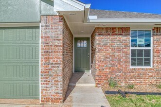 920 Varenna Ct in Norman, OK - Building Photo - Building Photo