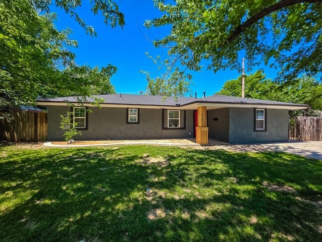 property at 5303 N Dawson Dr
