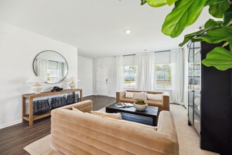 Meadow Lakes in Bloomingdale, GA - Building Photo - Building Photo
