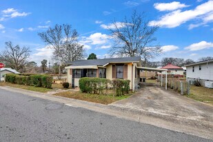 419 7th St in Docena, AL - Building Photo