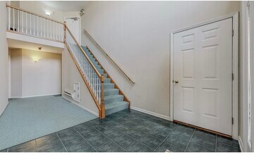 5S530 Paxton Dr, Unit H in Naperville, IL - Building Photo - Building Photo
