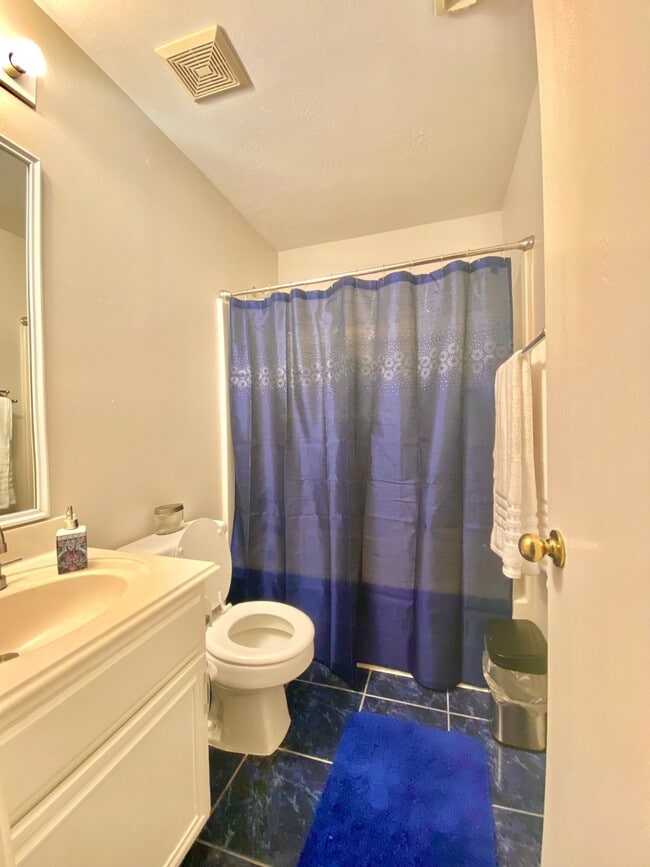 738 Bridle Ridge Loop