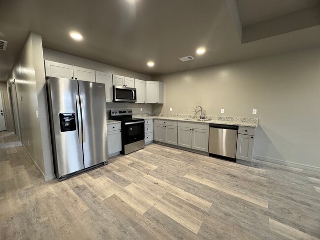 1120 Caprock St in Hereford, TX - Building Photo - Building Photo