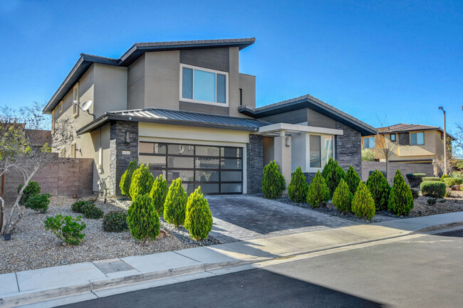 6005 Andezano Dr in Las Vegas, NV - Building Photo - Building Photo