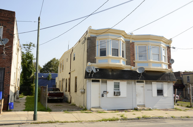 6209-6211 W Girard Ave in Philadelphia, PA - Building Photo - Building Photo