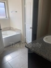 1026 E 93rd St in Odessa, TX - Building Photo - Building Photo