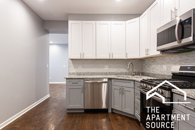 2527 W Division St, Unit 2 in Chicago, IL - Building Photo - Building Photo