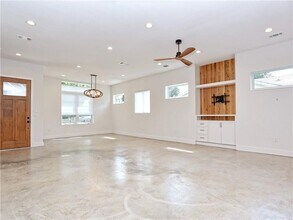 1806 Haskell St in Austin, TX - Building Photo - Building Photo