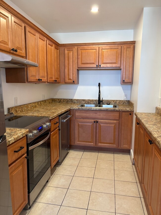 87 Columbia St, Unit 4R in Albany, NY - Foto de edificio - Building Photo