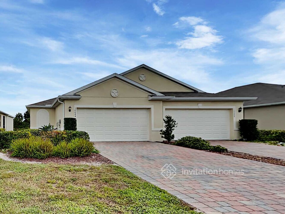 10684 Crossback Ln in Lehigh Acres, FL - Building Photo