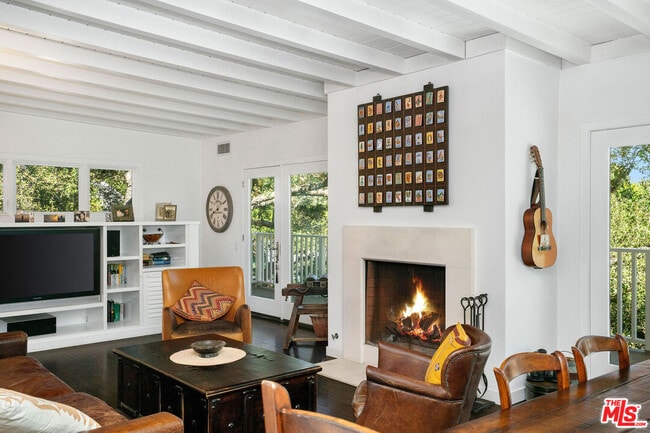 property at 9016 Wonderland Ave