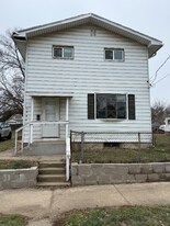 1607 S Stanley St in Peoria, IL - Building Photo