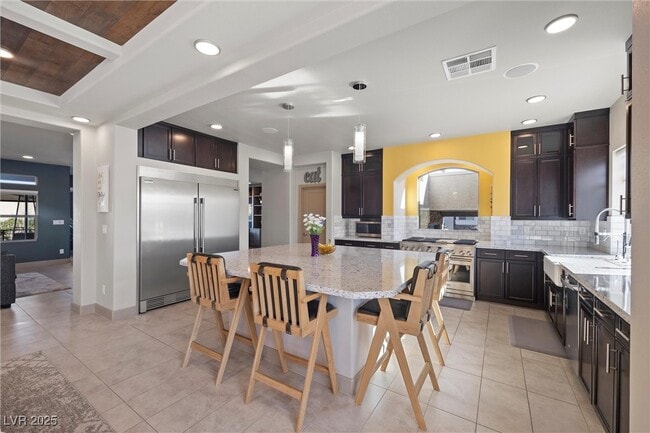 property at 8620 Grove Mill Ct