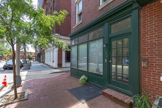 126 Arch St, Unit Prime Old City Apartment in Philadelphia, PA - Building Photo - Building Photo