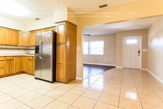 618 15th Ave Dr E in Palmetto, FL - Building Photo - Building Photo