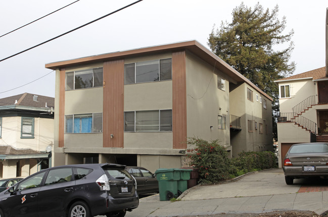 485 Stow Ave in Oakland, CA - Building Photo - Building Photo