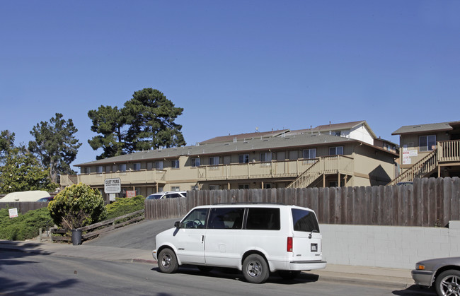 East Park Apartments in Salinas, CA - Building Photo - Building Photo