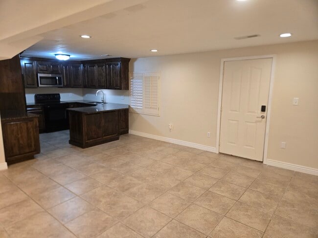 11686 Hill Stone Dr in South Jordan, UT - Building Photo - Building Photo