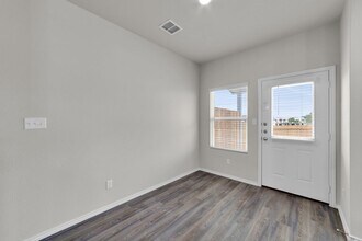 132 Marigold Pl in San Antonio, TX - Building Photo - Building Photo