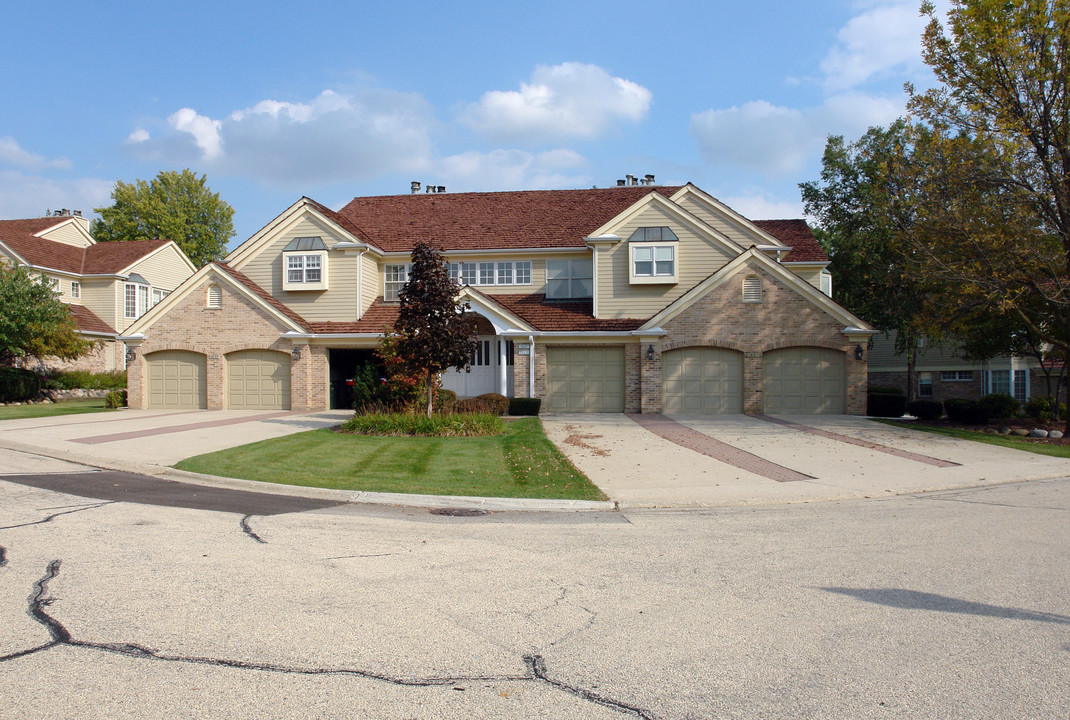 1801-1934 Ashbury Ln in Palatine, IL - Building Photo