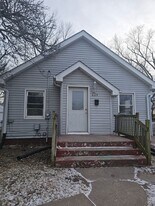 624 24th Ave in Rock Island, IL - Building Photo