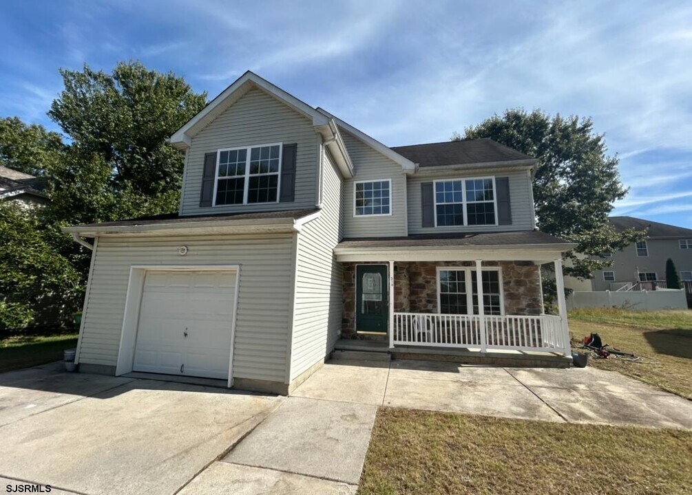 314 Sussex Rd in Egg Harbor Township, NJ - Building Photo