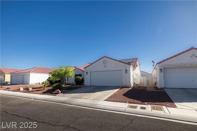 4720 Painted Hills St in North Las Vegas, NV - Building Photo - Building Photo