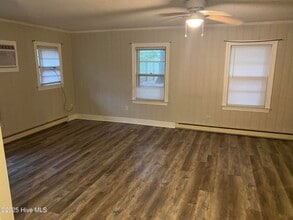 1902 9th St in Greenville, NC - Building Photo - Building Photo