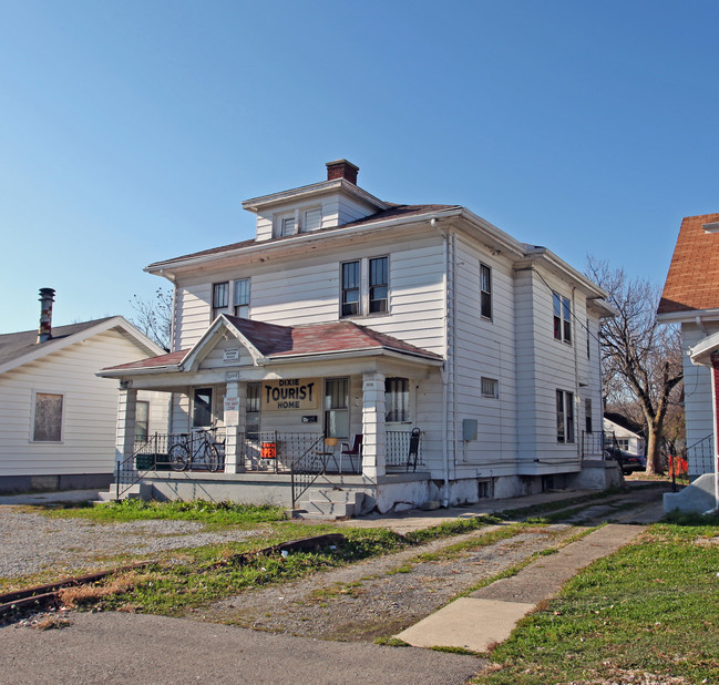 Dixie Tourist Home in Dayton, OH - Building Photo - Building Photo