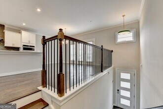 2083 Holtz Ln in Atlanta, GA - Building Photo - Building Photo