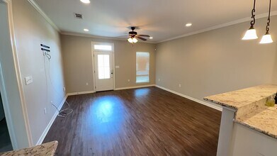 25326 White Lake Ave in Livingston, LA - Building Photo - Building Photo