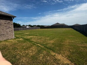 42161 Max Henry Dr in Shawnee, OK - Building Photo - Building Photo
