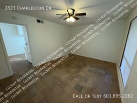 2823 Charleston Dr in Jackson, MS - Building Photo - Building Photo