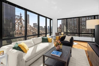 420 E 61st St in New York, NY - Building Photo - Building Photo