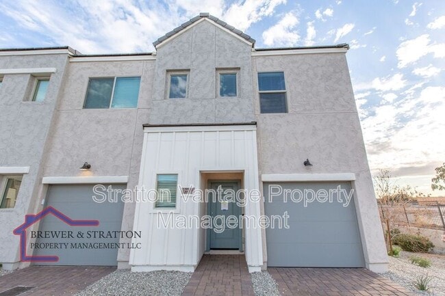 2249 W Griswold Rd