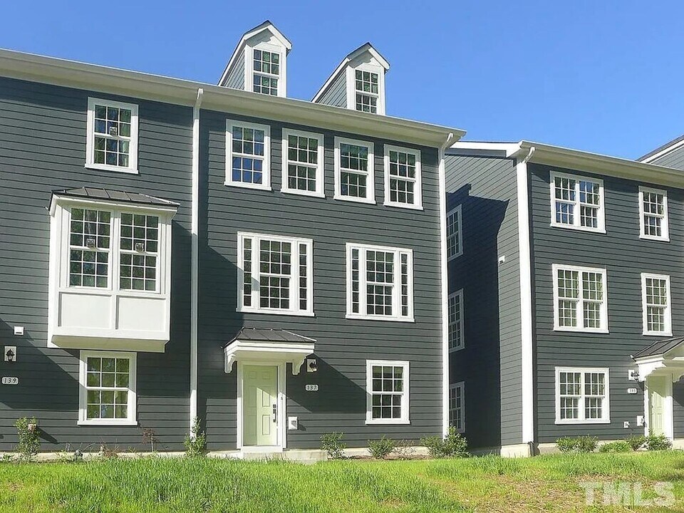137 Callowhill Ln in Durham, NC - Building Photo
