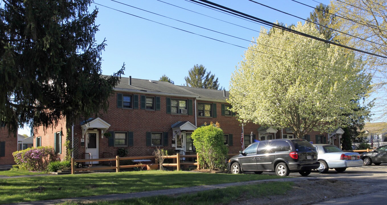 1-60 Webster St in Woburn, MA - Building Photo