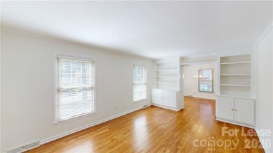 6810 Rosemary Ln in Charlotte, NC - Building Photo - Building Photo
