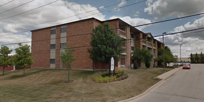 New Lenox Township Senior Housing in New Lenox, IL - Building Photo