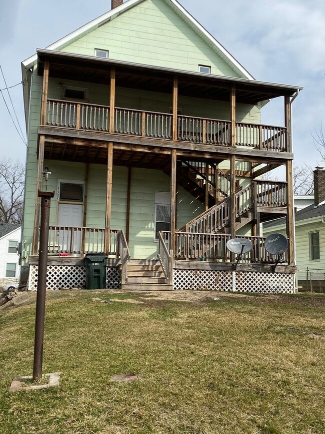 property at 1335 W 13th St