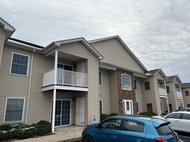 Colonial Apartments in Jamestown, NY - Building Photo