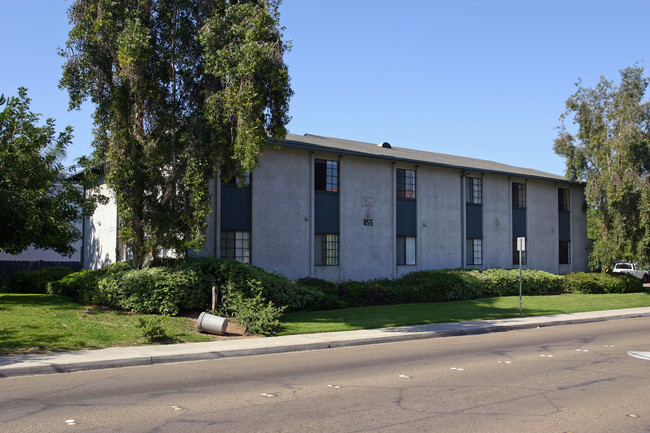 Lexington Condominiums in El Cajon, CA - Building Photo - Building Photo