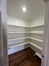 524 Chipmunk Ave in Rogersville, MO - Foto de edificio - Building Photo