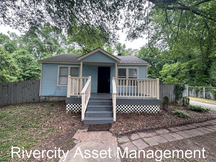 1358 Longcrest Rd in Memphis, TN - Building Photo
