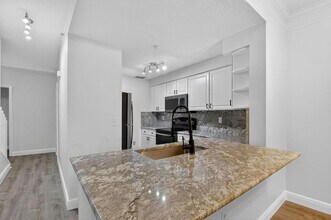 2032 Alta Meadows Ln in Delray Beach, FL - Building Photo - Building Photo