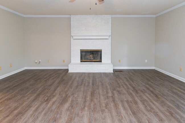 157 Greenwood Dr in Madison, AL - Building Photo - Building Photo