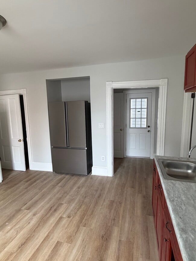 531 W John St, Unit 1 in Martinsburg, WV - Building Photo - Building Photo