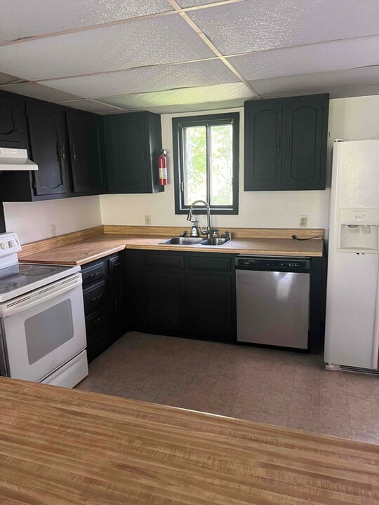 1101 N Recluse Cir in Wasilla, AK - Building Photo