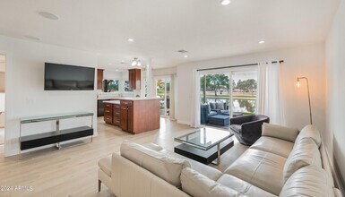 7837 E Vía Marina in Scottsdale, AZ - Building Photo - Building Photo