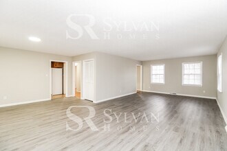 908 Kelton Pl in High Point, NC - Building Photo - Building Photo